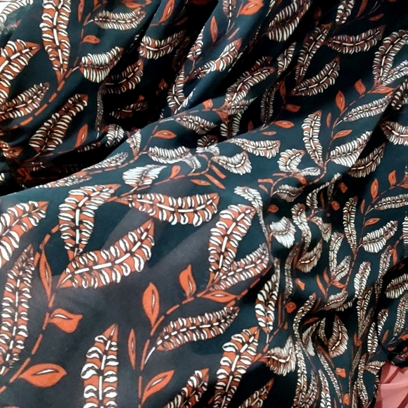 Sheer Boho style Leaf Patterned Blouse - Picture 5 of 9